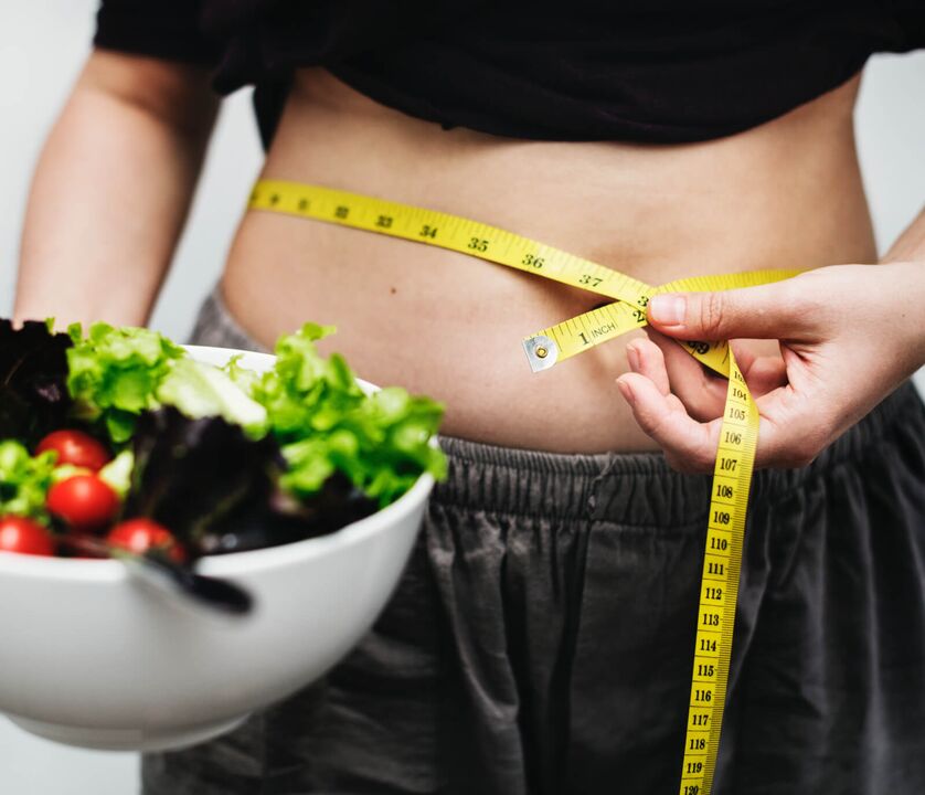 Untuk menurunkan berat badan, kebanyakan diet haruslah hidangan sayuran.