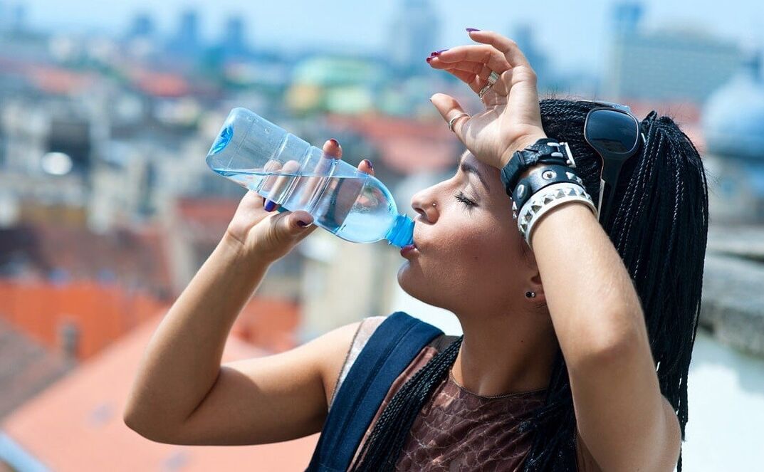 minum air pada diet malas