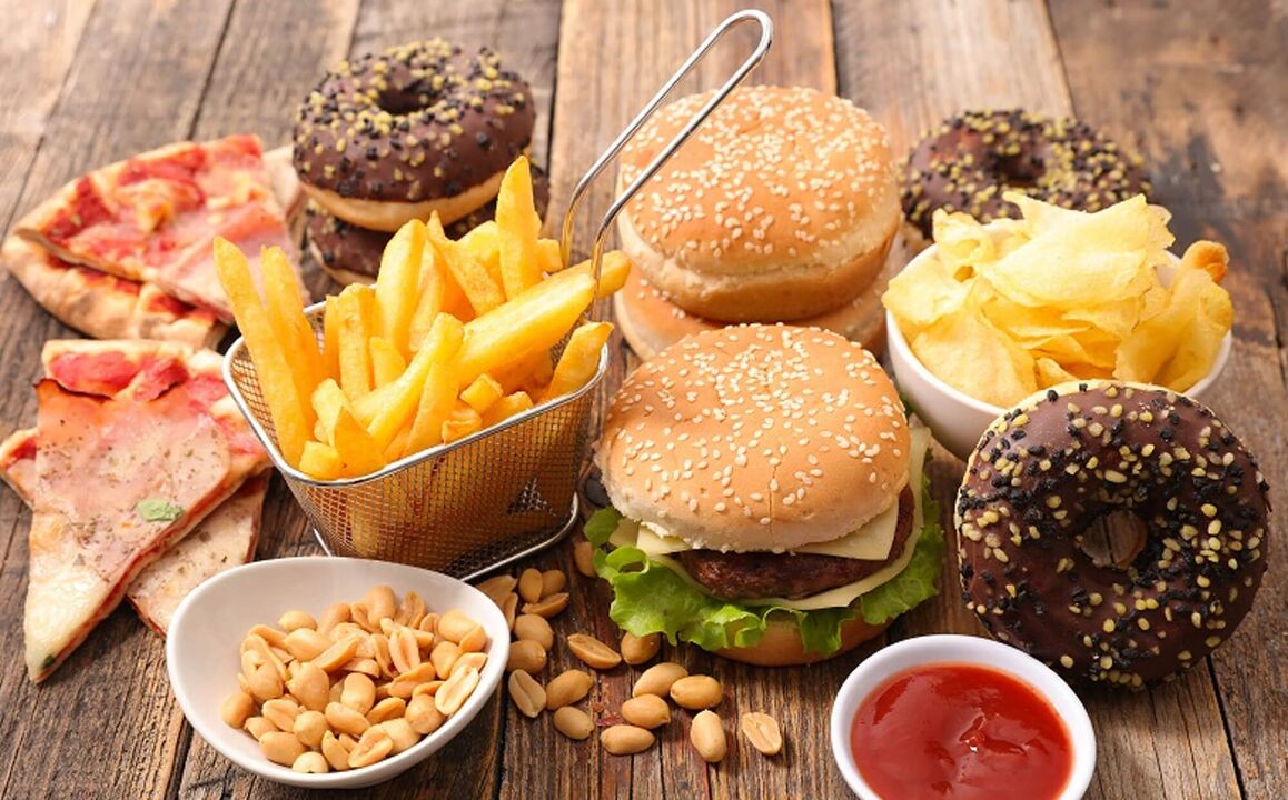 Pada diet Jepun, gula-gula dan makanan segera adalah dilarang.
